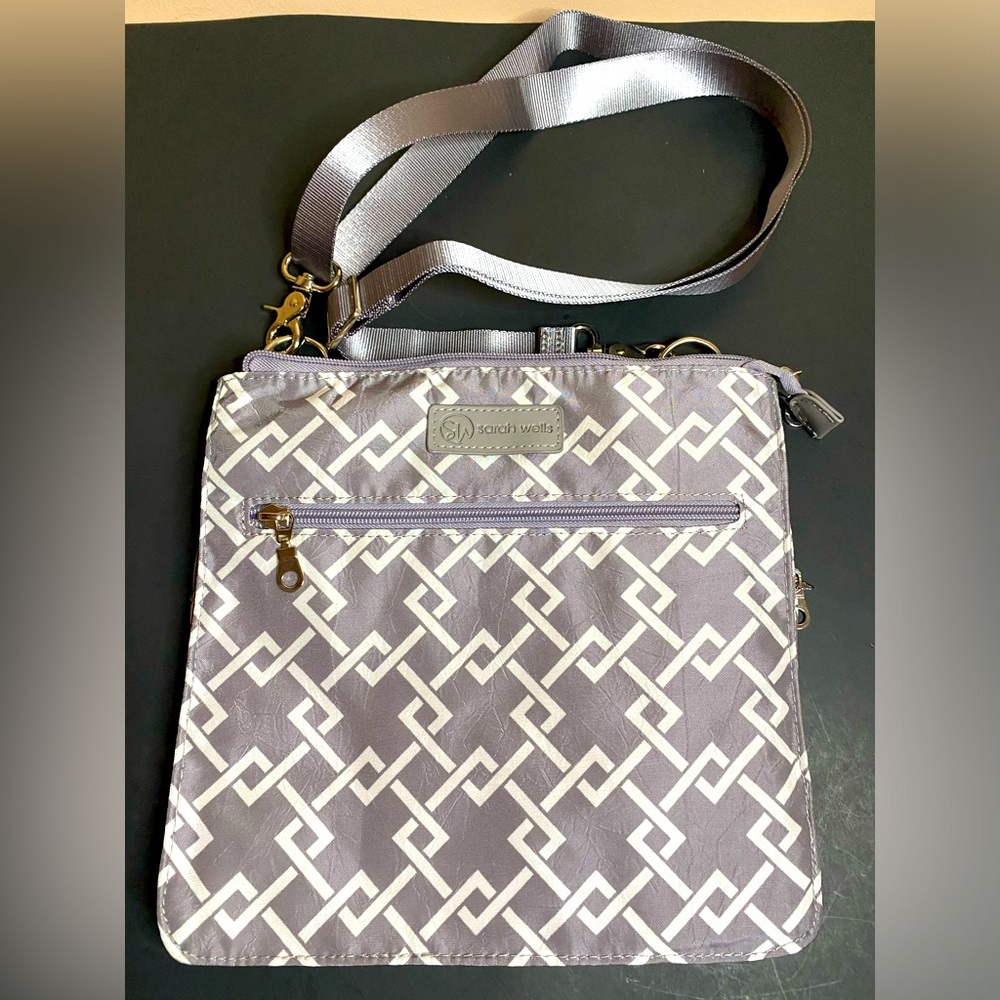 Sarah Wells MHeart Bag Gray Purple Crossbody Bag Zip Closure